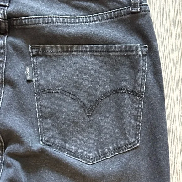 Levi's 721 Black Label Women's  High Rise Skinny Jeans. W26xL30 - Picture 8 of 11